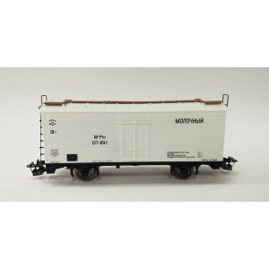 3943 (TT) Пересвет Вагон-ледник молочный СЖД III Эпоха