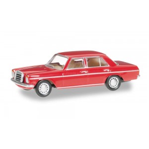 024785-003 (HO) Herpa Автомобиль MERCEDES-BENZ 240 D /8 красный